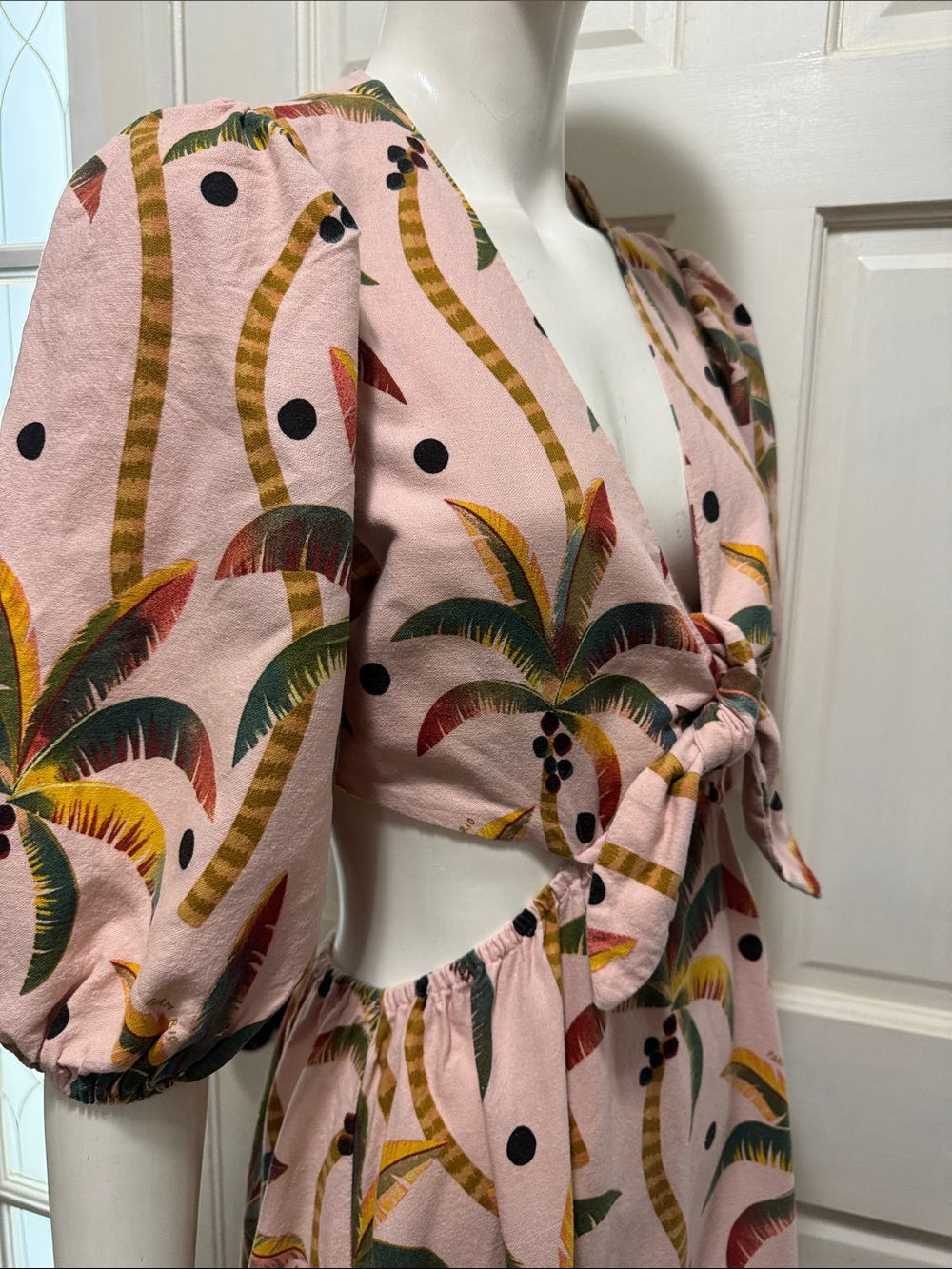 Farm Rio Cotton Pink Tropical Tie-Front Midi Dress Size Medium - Picture 11 of 16